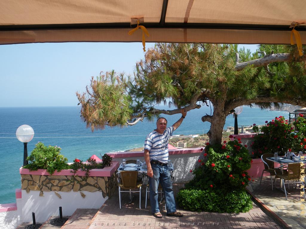 ORAN 2009 Restaurant avant KRISTEL JULES ESTEVE.JPG